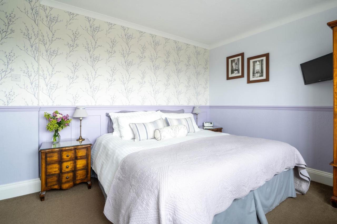 Windrush House Bed & Breakfast บรอดเวย์ ภายนอก รูปภาพ